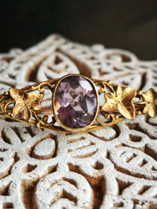 Broche antiguo estilo modernista