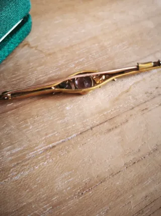 Broche antiguo estilo modernista