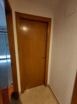 Puerta interior madera pino