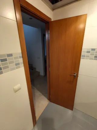 Puerta interior madera pino