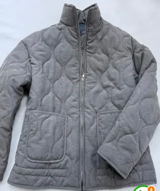 Chaqueta acolchada gris