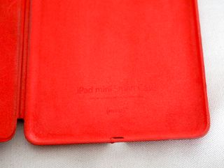 iPad Mini 4 7.9'' 16GB. En caja y con carcasa roja