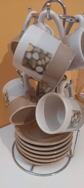 Juego de 6 tazas de cerámica con soporte