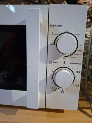 Microondas SAIVOD blanco