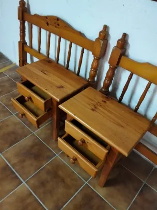 Mesitas de noche y cabeceros de madera