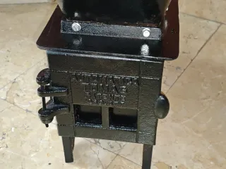 Estufa TOMAS Metal Negra y Plateada