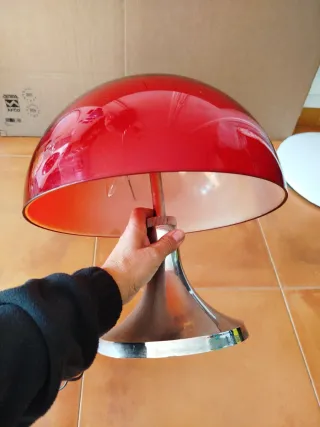 Lampada vintage in metallo rosso stile seta