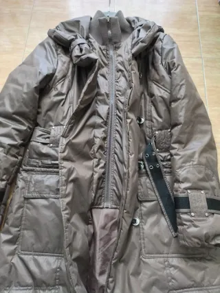 Abrigo acolchado marrón, plumífero, parka