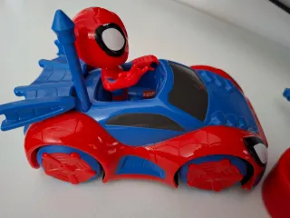 Coche teledirigido Spiderman