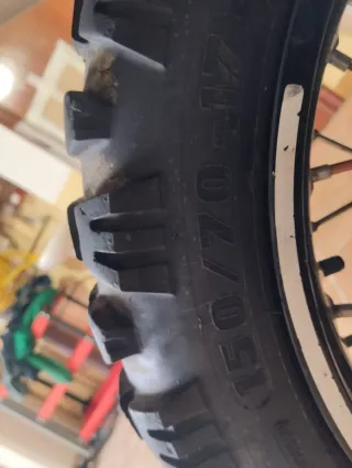 Juego Neumáticos Trail 90/90R21 y 150/70R17