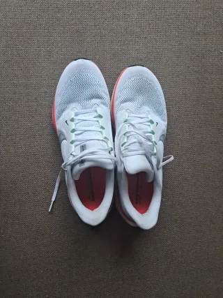 Nike Pegasus 41 Talla 44 Naranja Blanco