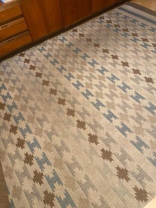 Alfombra grande diseño geométrico