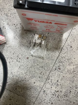 Batería Yuasa YB30CL-B 12V 30Ah Powersports