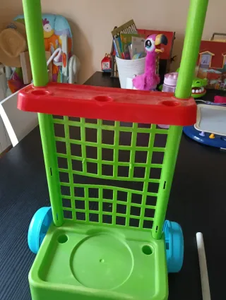 Carrito de limpieza de niños