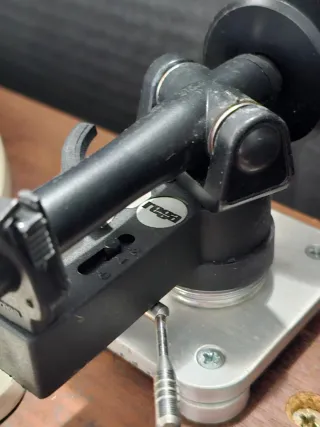 Tocadiscos Garrard Modelo 301