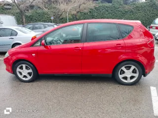 Se vende o se cambia por coche de mi interes