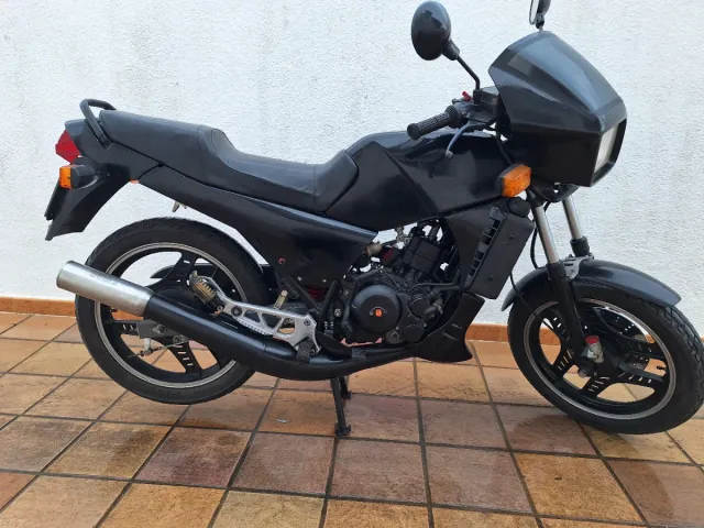 Gilera RV 125 2T Negra