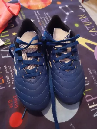Botas de fútbol Adidas azules