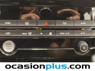 Jaguar F-PACE 2.0L i4D Pure AWD Auto 132 kW (180 CV)