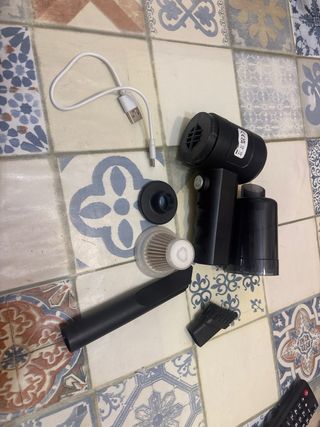 Pistola aspiradora recargable