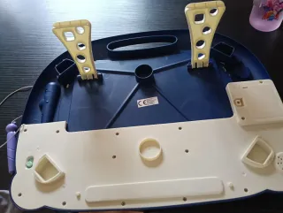 Pizarra magnética infantil con letras y números