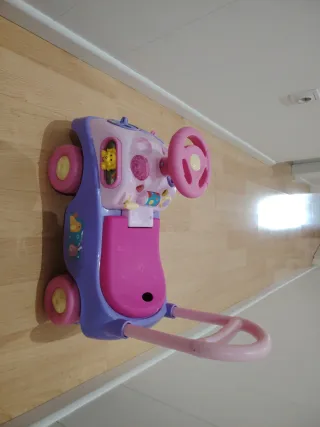 Correpasillos musical con volante