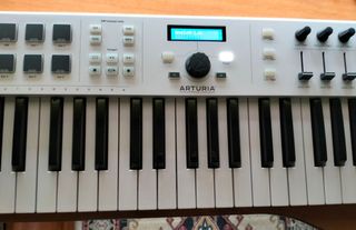 NEGOCIABLE Arturia KeyLab Essential 61