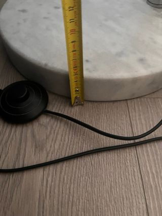 Lámpara de pie diseño arco plateado y blanco