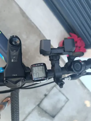 Bicicleta MTB Btwin Azul y Verde