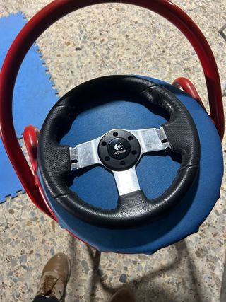 Volante Logitech G27 como nuevo