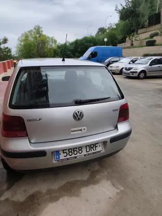 Volkswagen Golf 2005