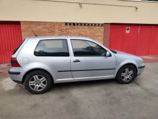 Volkswagen Golf 2005