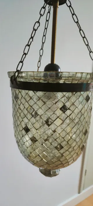 Lámpara colgante de cristal y metal