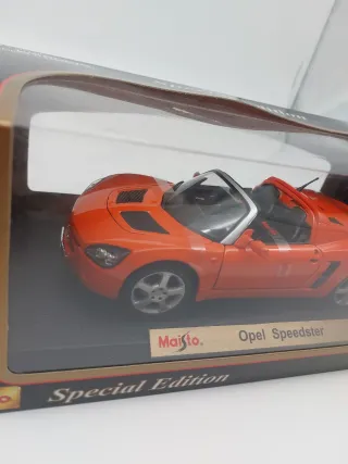 Maisto Opel Speedster 1/18