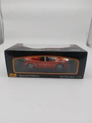 Maisto Opel Speedster 1/18