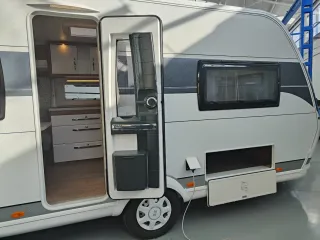 Caravana Hobby 460Ufe Deluxe
