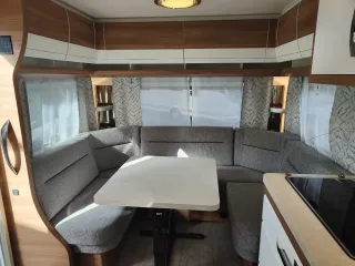 Caravana Hobby 460Ufe Deluxe