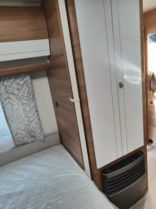 Caravana Hobby 460Ufe Deluxe