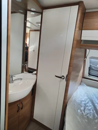 Caravana Hobby 460Ufe Deluxe