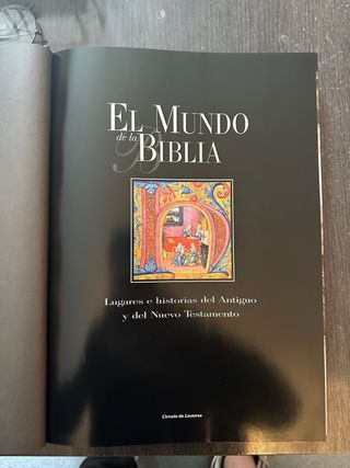 Latitud cero: viajeros, exploradores y aventure...