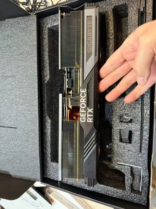 Tarjeta Gráfica Gigabyte GeForce RTX 4080 SUPER