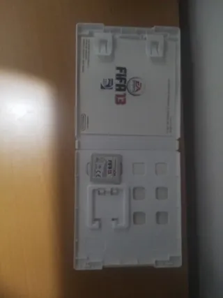 Nintendo 2DS Negra-Azul + FIFA 13