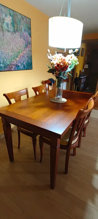 Mesa extensible cerezo y 6 sillas
