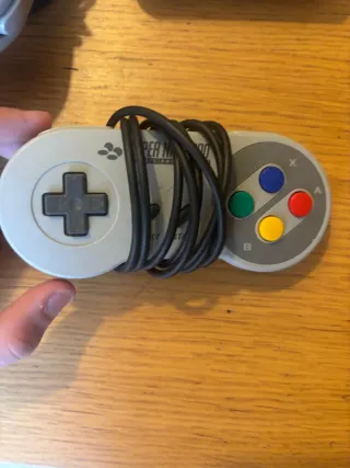 Super Nintendo Classic Mini + 2 Mandos