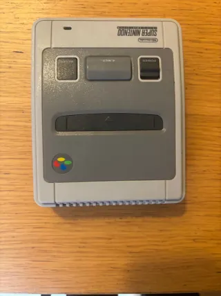 Super Nintendo Classic Mini + 2 Mandos