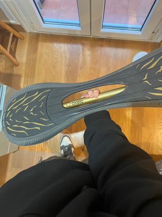 Waveboard Oxelo Negro y Dorado