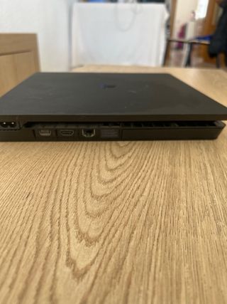 PS4 (PlayStation 4) Negra