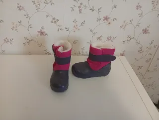 Botas de nieve niña negras y rosas talla 24-25