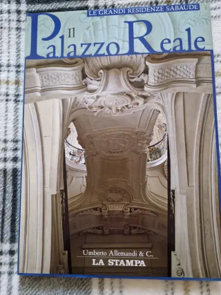 10 Libri sulle Grandi Residenze Sabaude.