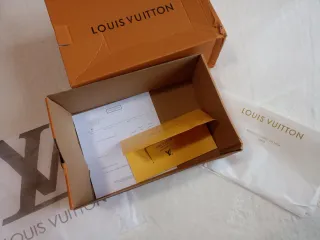Zapatillas Louis Vuitton sin estrenar